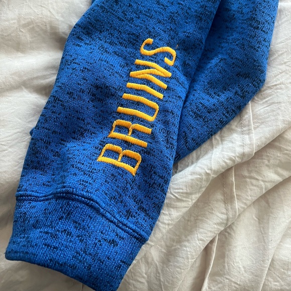 UCLA men’s zip sweater jacket Size L - Picture 3 of 4